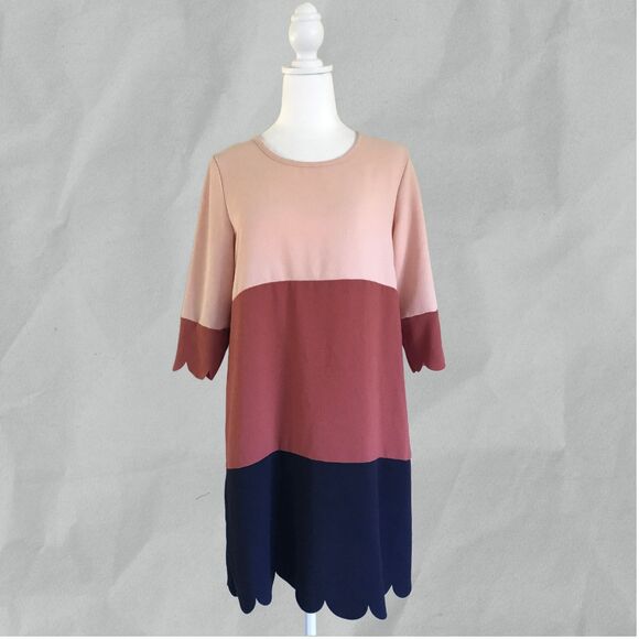 Vanilla Bay Color Block Short Dress Scalloped Edge Size Small - Picture 1 of 9